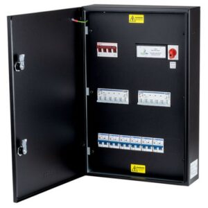 matt:e EVU-6-32-M Connection centre with O-PEN® and manual reset 5 pole isolator with 6 x 32A DP MCBs.