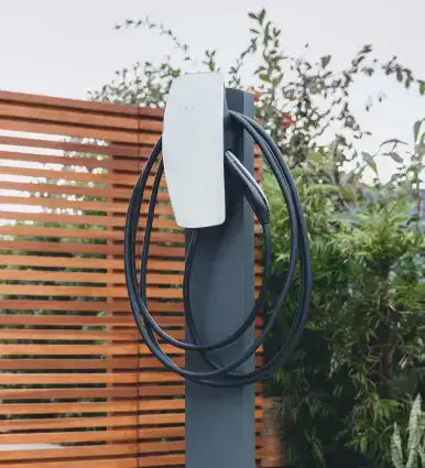 tesla_wall_connector_hero_image.386x425.q75 tesla_wall_connector_hero_image.386x425.q75