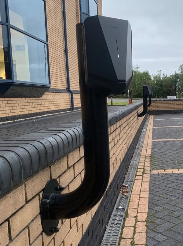 Swan neck wall bracket